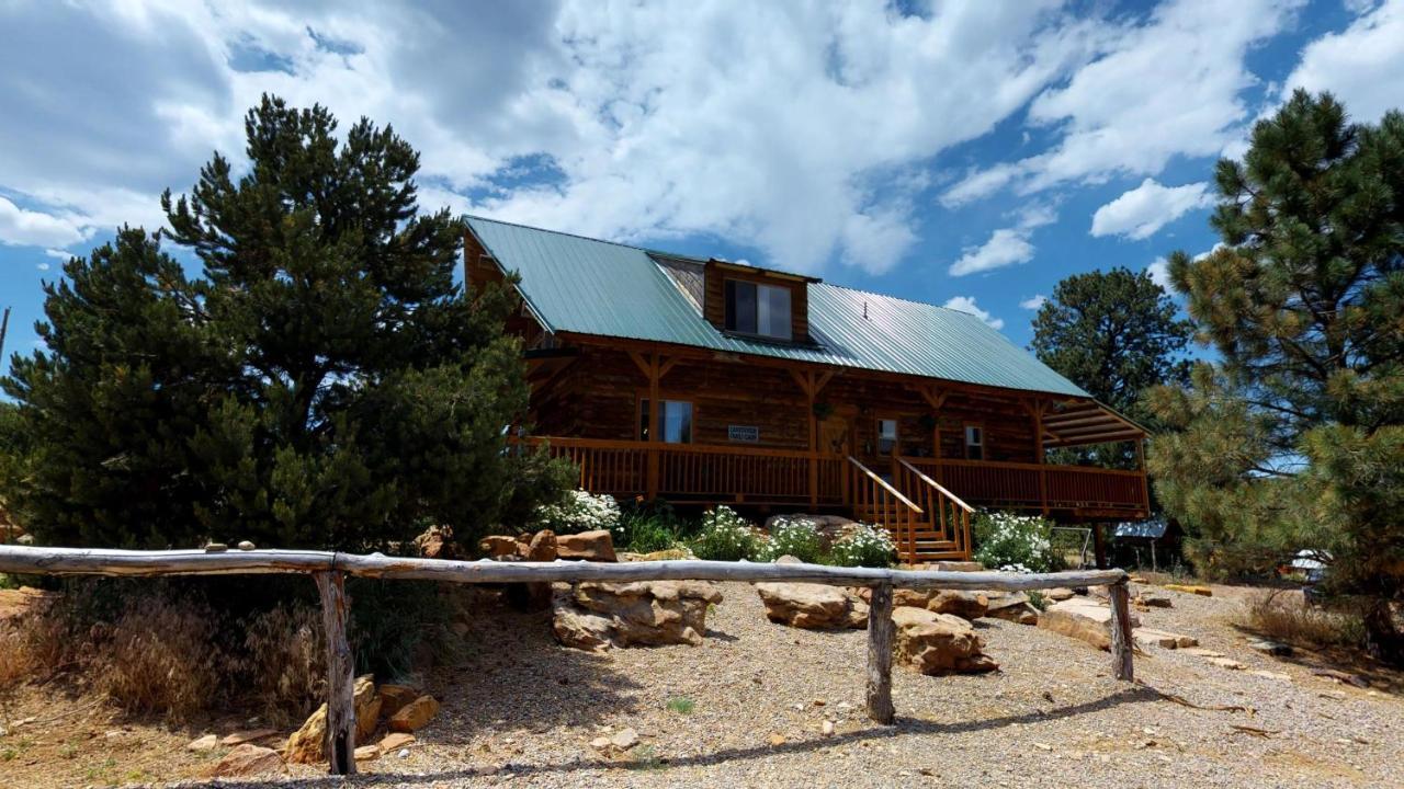 Canyon View Family Cabin, Deck, Tv Room, Games, Bbq, Campfire Монтичелло Экстерьер фото