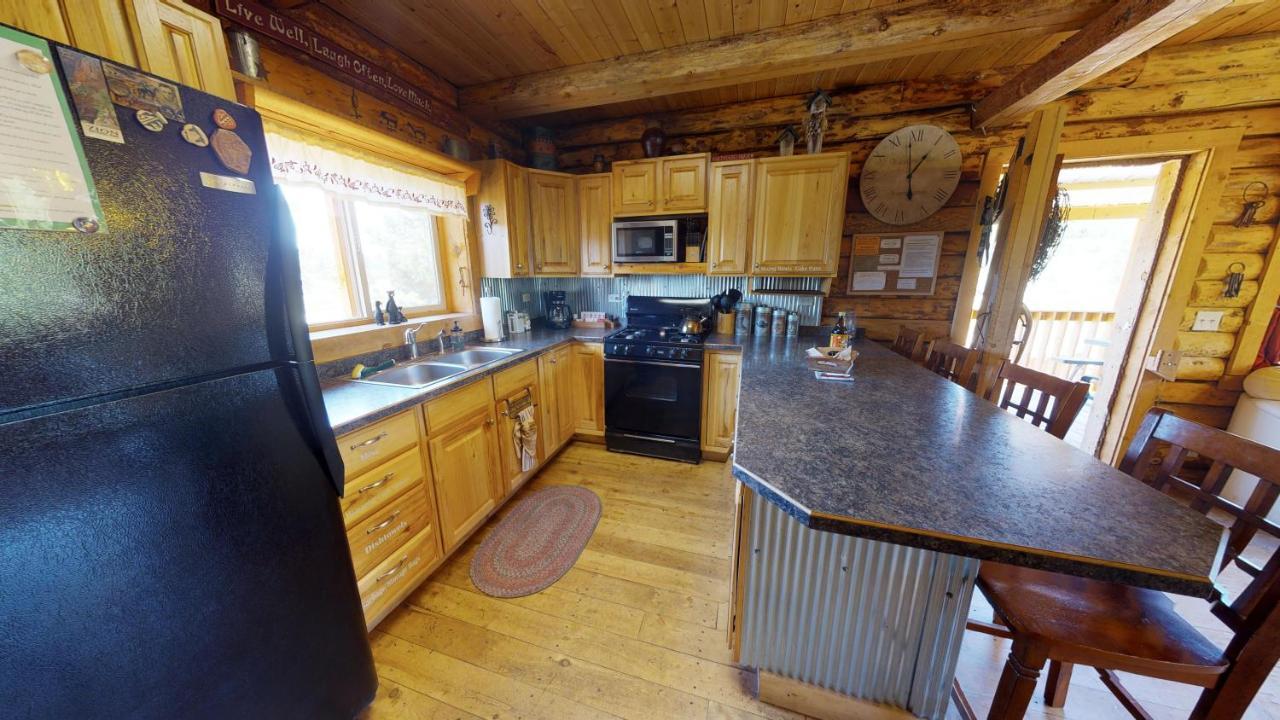 Canyon View Family Cabin, Deck, Tv Room, Games, Bbq, Campfire Монтичелло Экстерьер фото