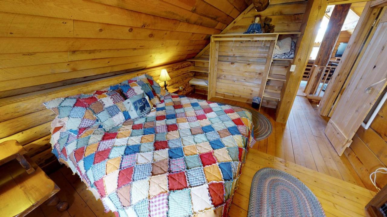 Canyon View Family Cabin, Deck, Tv Room, Games, Bbq, Campfire Монтичелло Экстерьер фото
