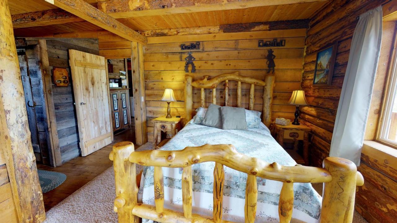 Canyon View Family Cabin, Deck, Tv Room, Games, Bbq, Campfire Монтичелло Экстерьер фото